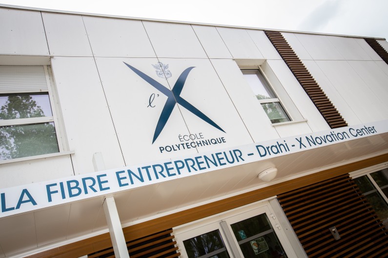 Demoday XUP#13: Fostering  entrepreneurship and innovation at l’X
