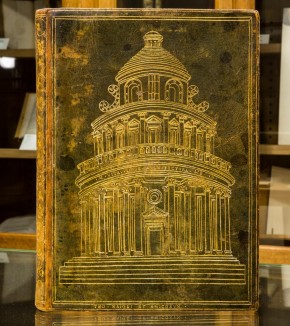 Prêt d'un trésor de la Bibliothèque centrale : De Architectura (Vitruve)