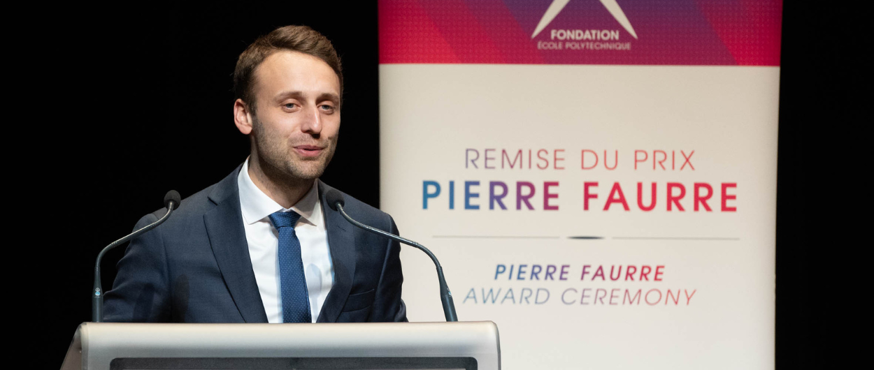 Alban Negret (X 2011),  responsable du pôle Innovation du Groupe ADP,  lauréat du prix Pierre Faurre 2023
