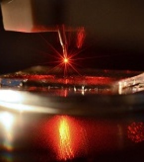Enhanced nanoscale imaging in liquids