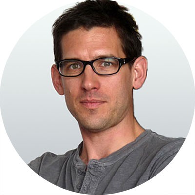 Portrait photo d'Ismaël Moya.