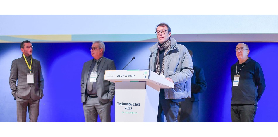 Photograph of the speakers on stage for the opening of TechInnov Days. (photo: Ecole Centrale Casablanca)